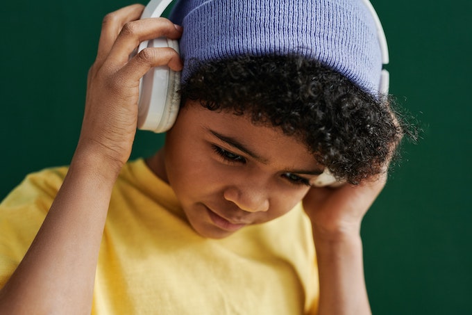 Music therapy as coping mechanism for children